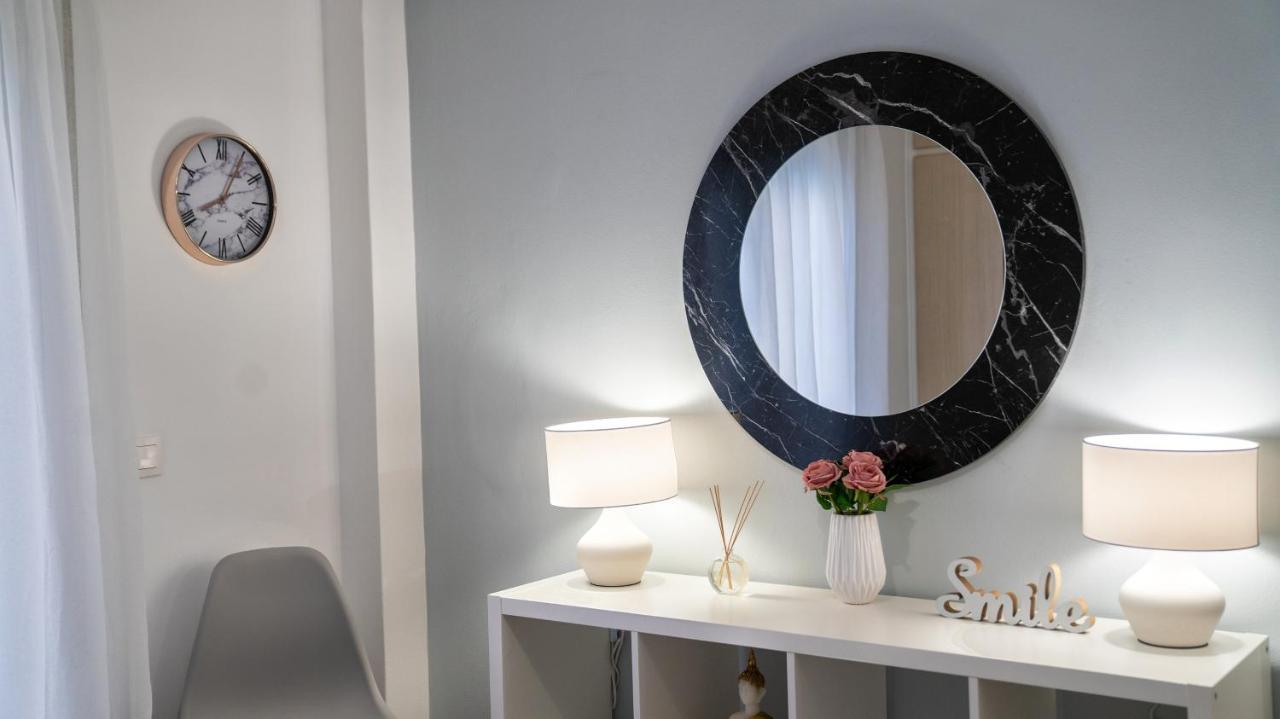 Lux Apartment Near Acropolis! In The Heart Of Athens Atenas Exterior foto
